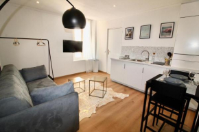 Lovely Renovated Studio Golden Square Pedestrian